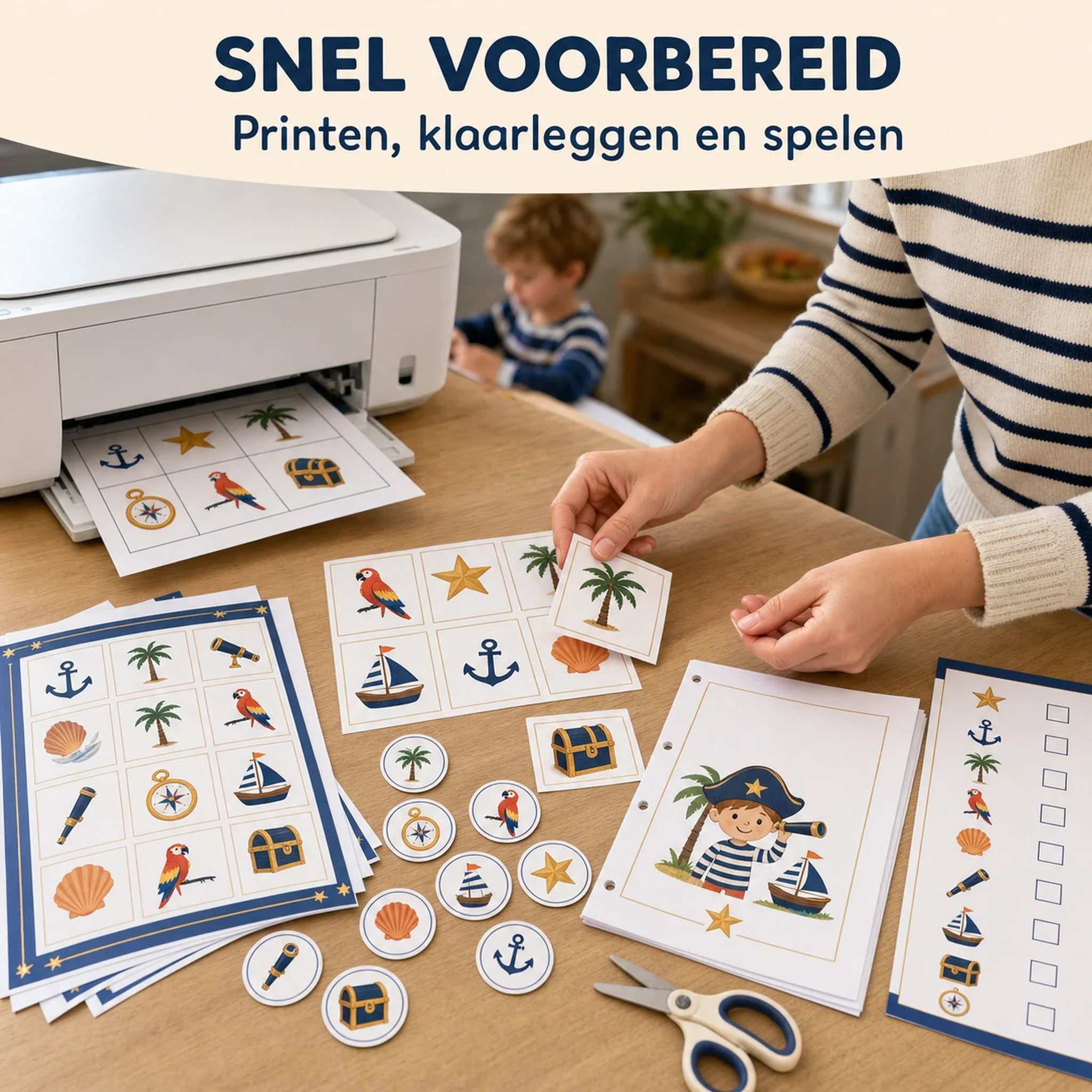 Ouder bereidt de piraten feestbundel voor met geprinte pagina's en een draaiboek.